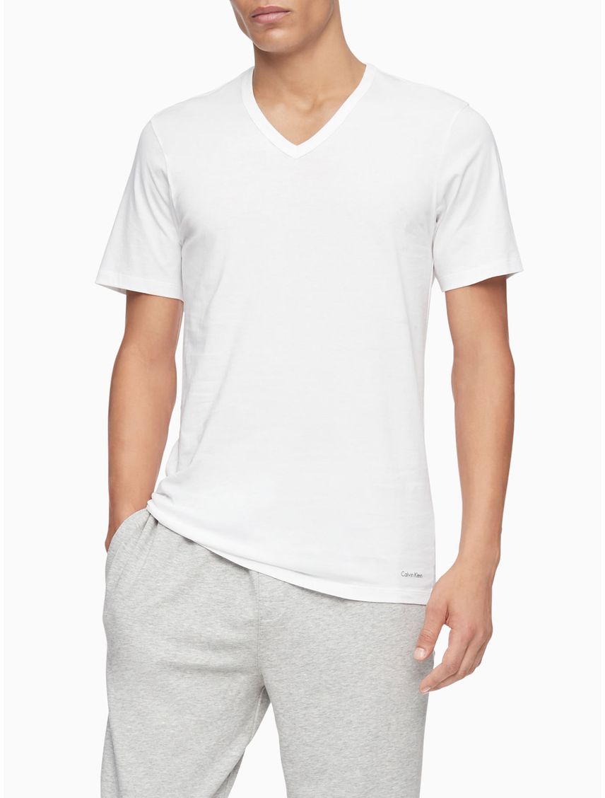Paquete De 3 Camisetas Blancas Slim Con Cuello V