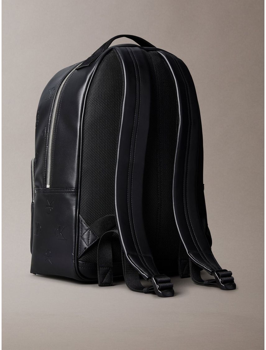 Morral negro con cremallera y monograma integral