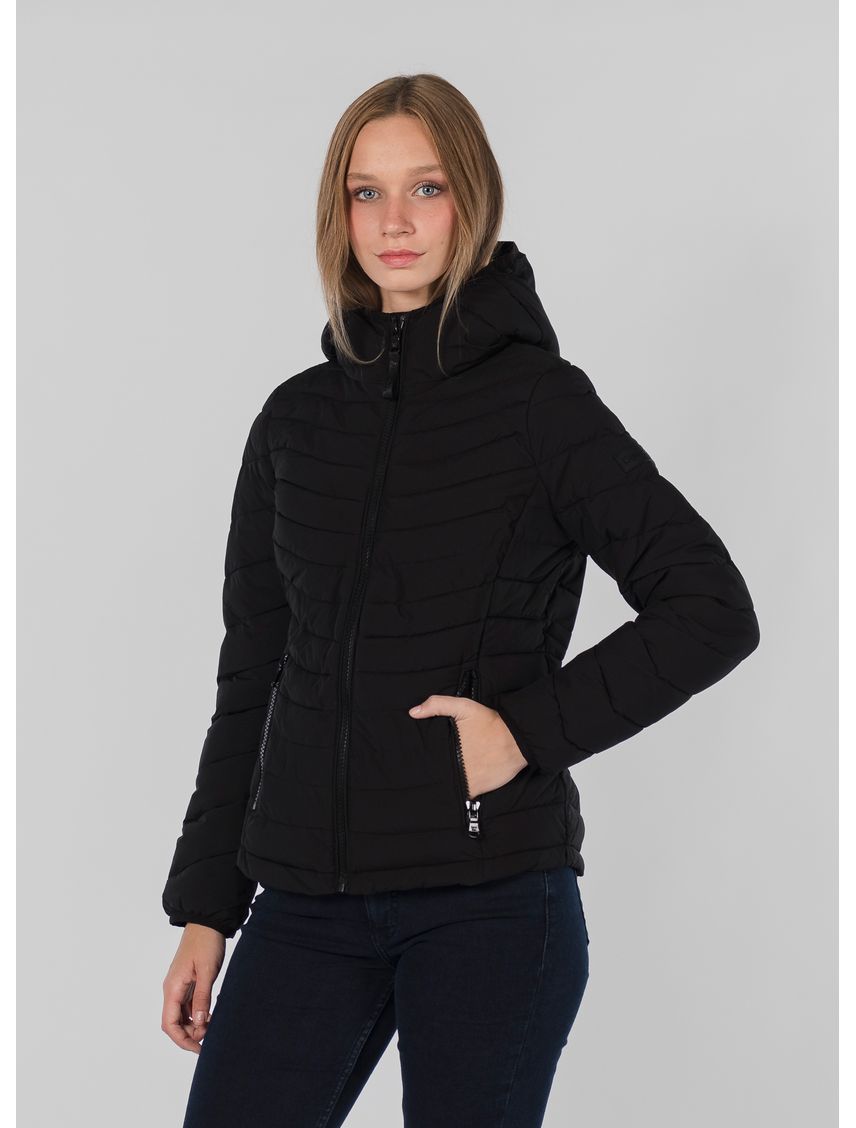 Chaqueta negra acolchada stretch