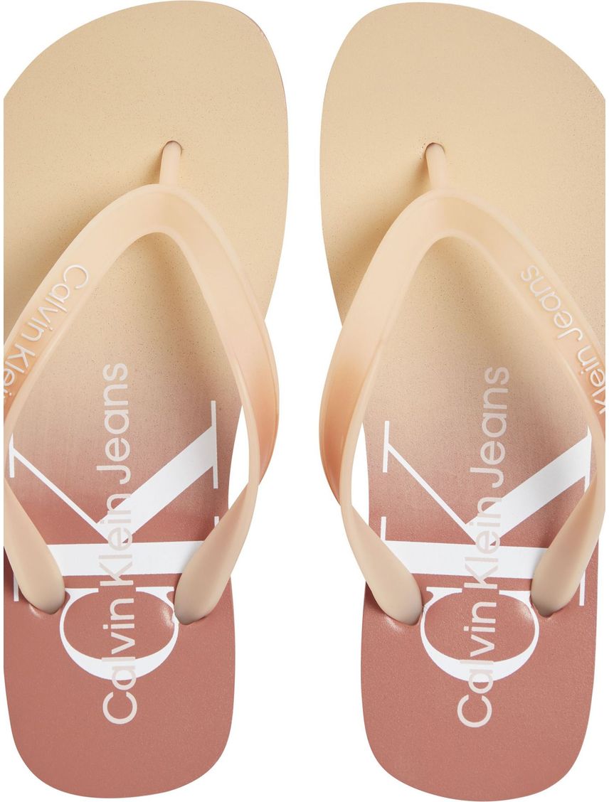 Sandalias rosado degradadas