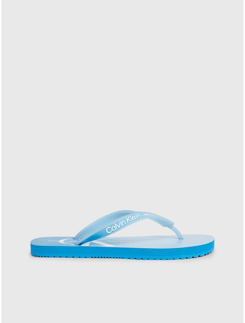 Sandalias azul degradadas