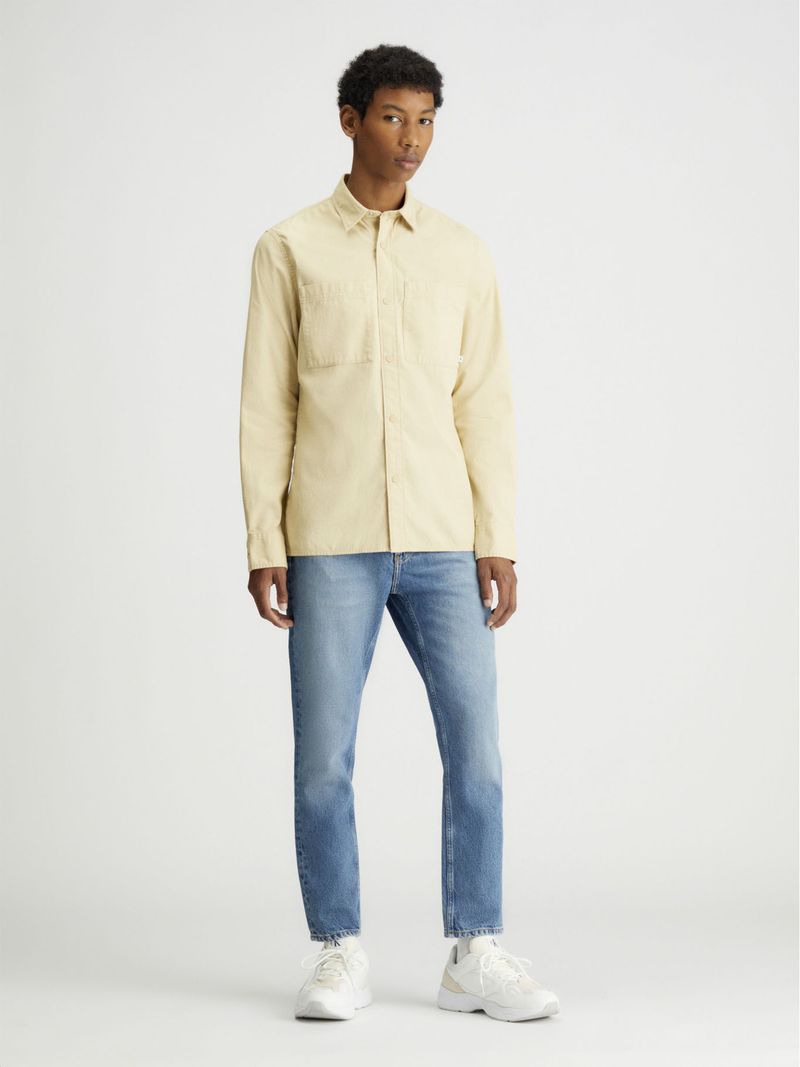 camisa-beige-textura-lineal