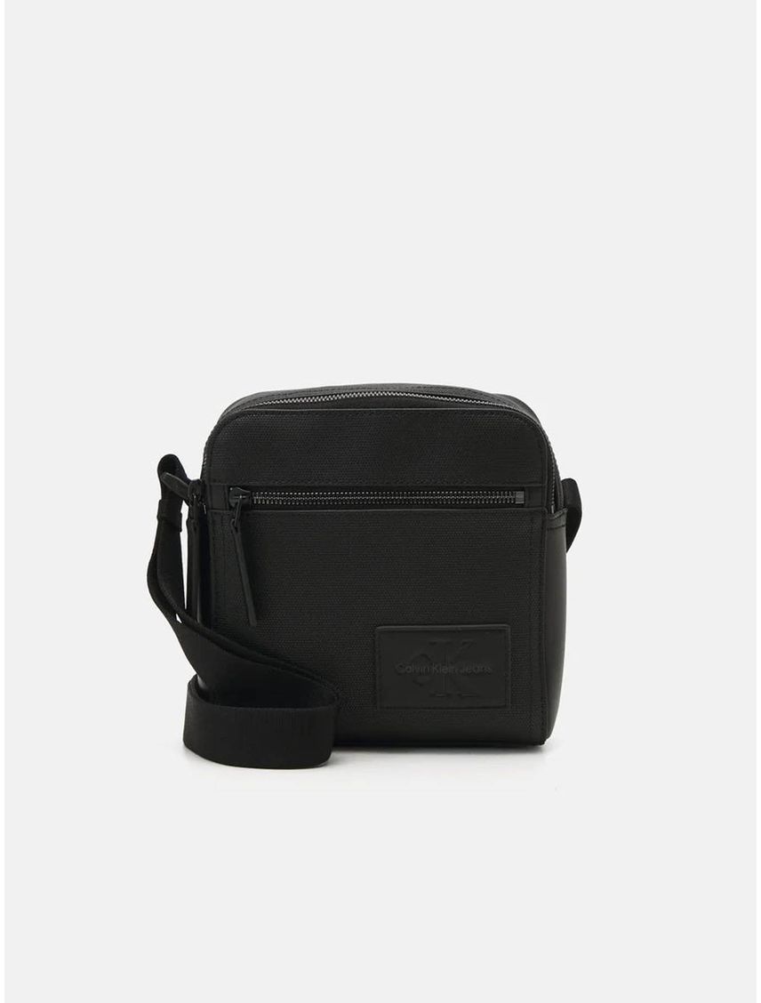 Bolso negro cuadrado coated