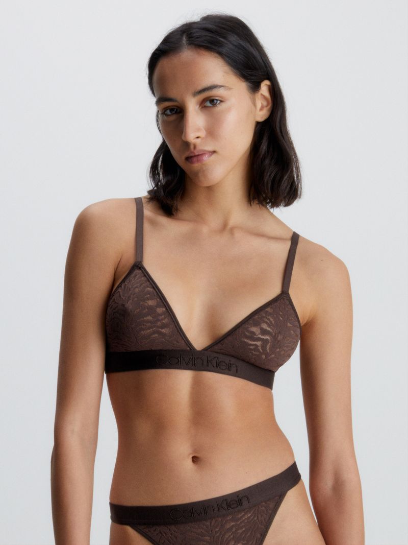 bralette-elegante-de-encaje-sin-forro