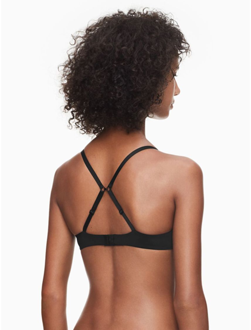 Brasier Negro con Detalles Distintivos y Logo