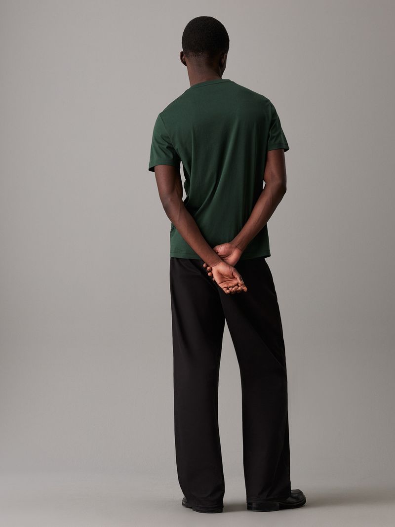 camiseta-verde-algodon-parche-goma