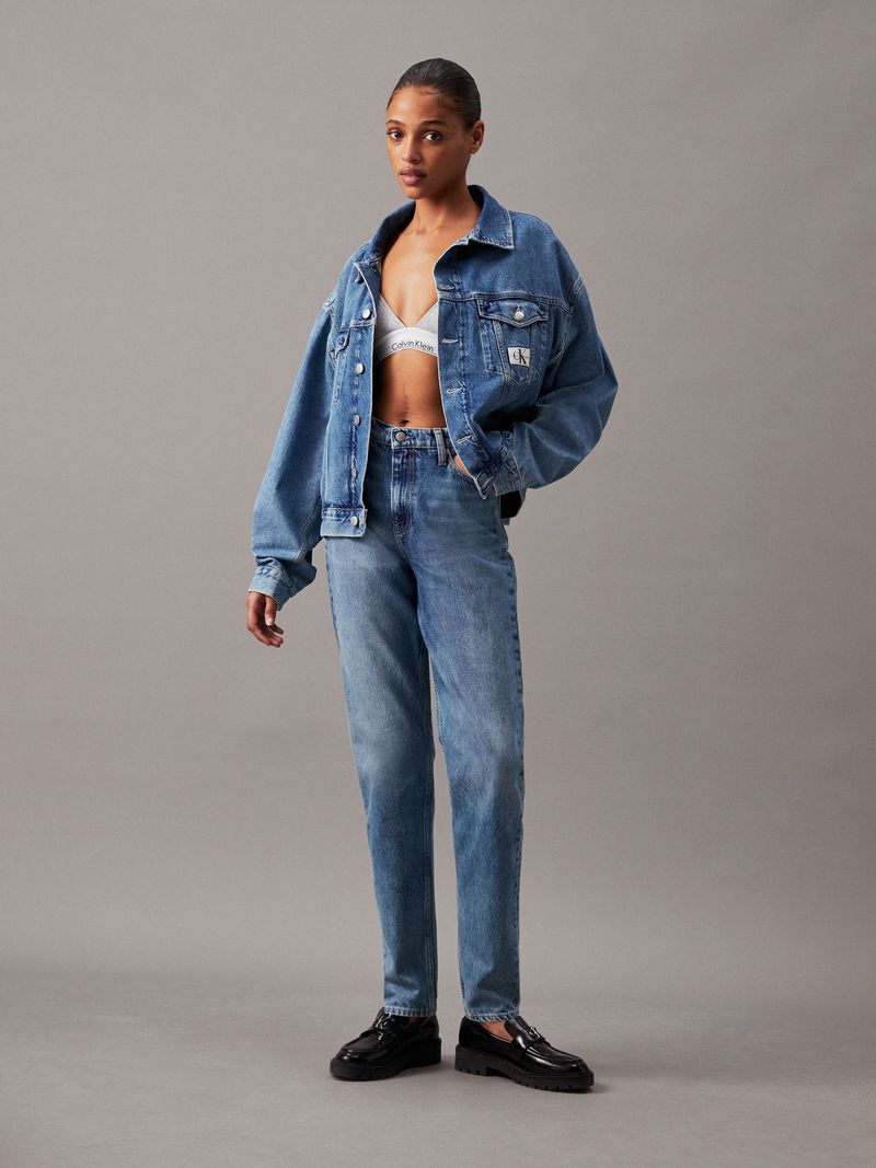 mom-azul-jeans