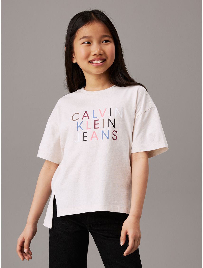 Camiseta Para Niña Gris Holgada Con Logo
