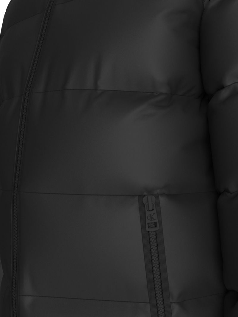 chaqueta-negra-acolchada-mini-monograma