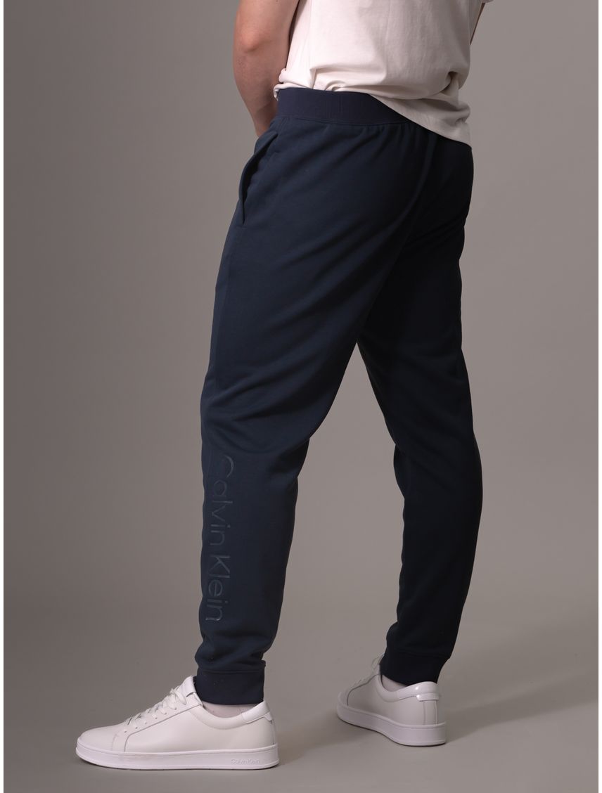 Jogger negro sport con logo tonal