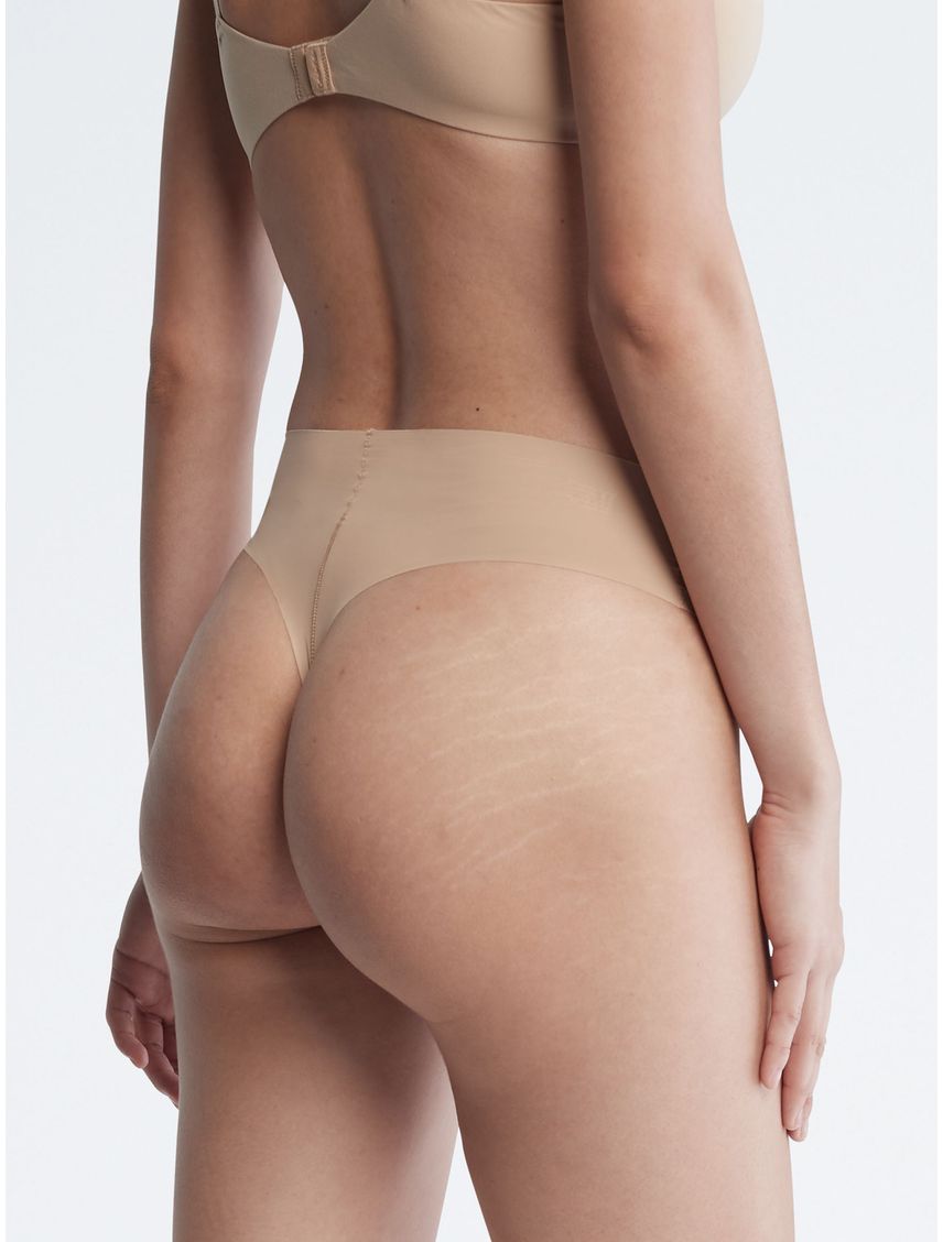 Pantie Beige Tipo Tanga Invisible De Cintura Alta
