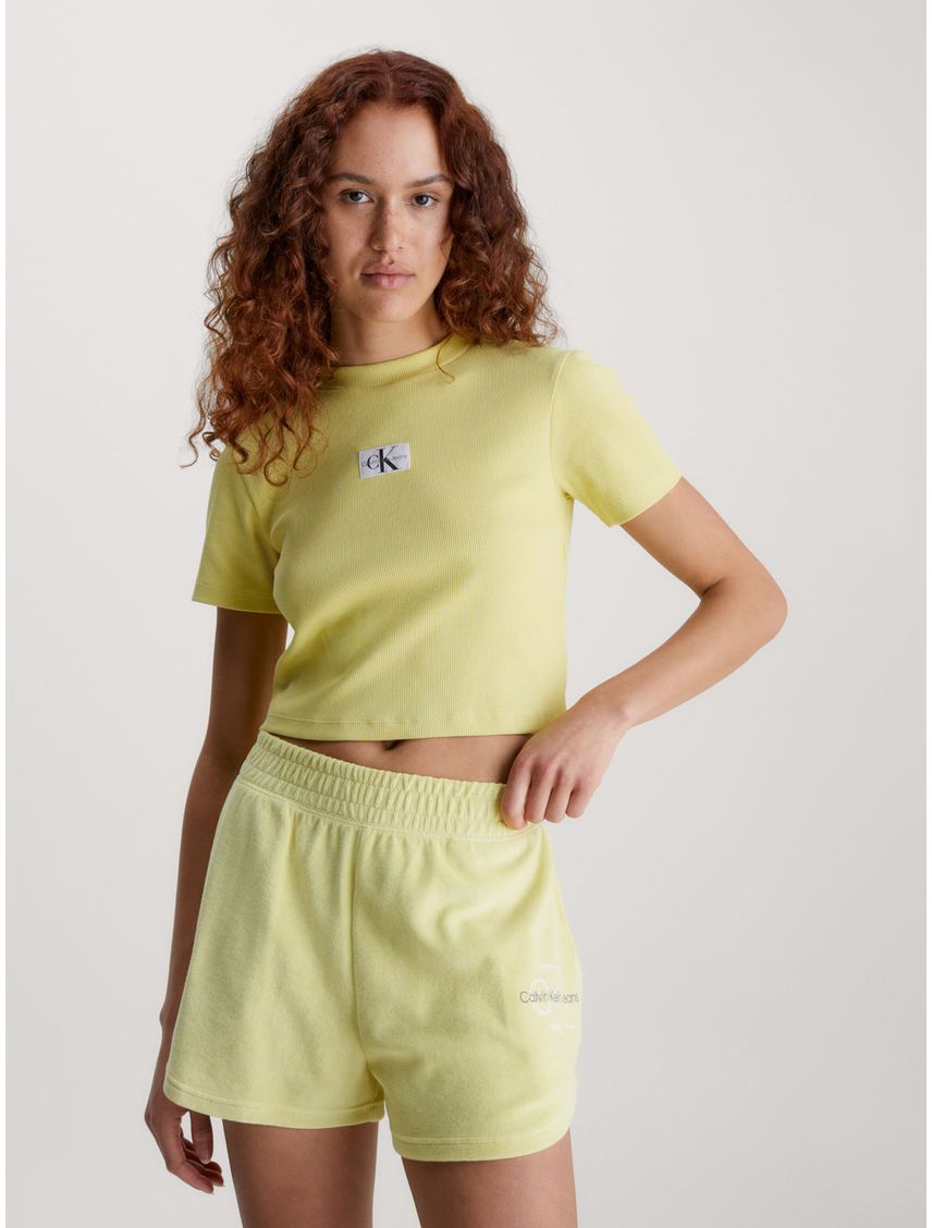 Camiseta Amarillo De Punto Canalé Con Insignia
