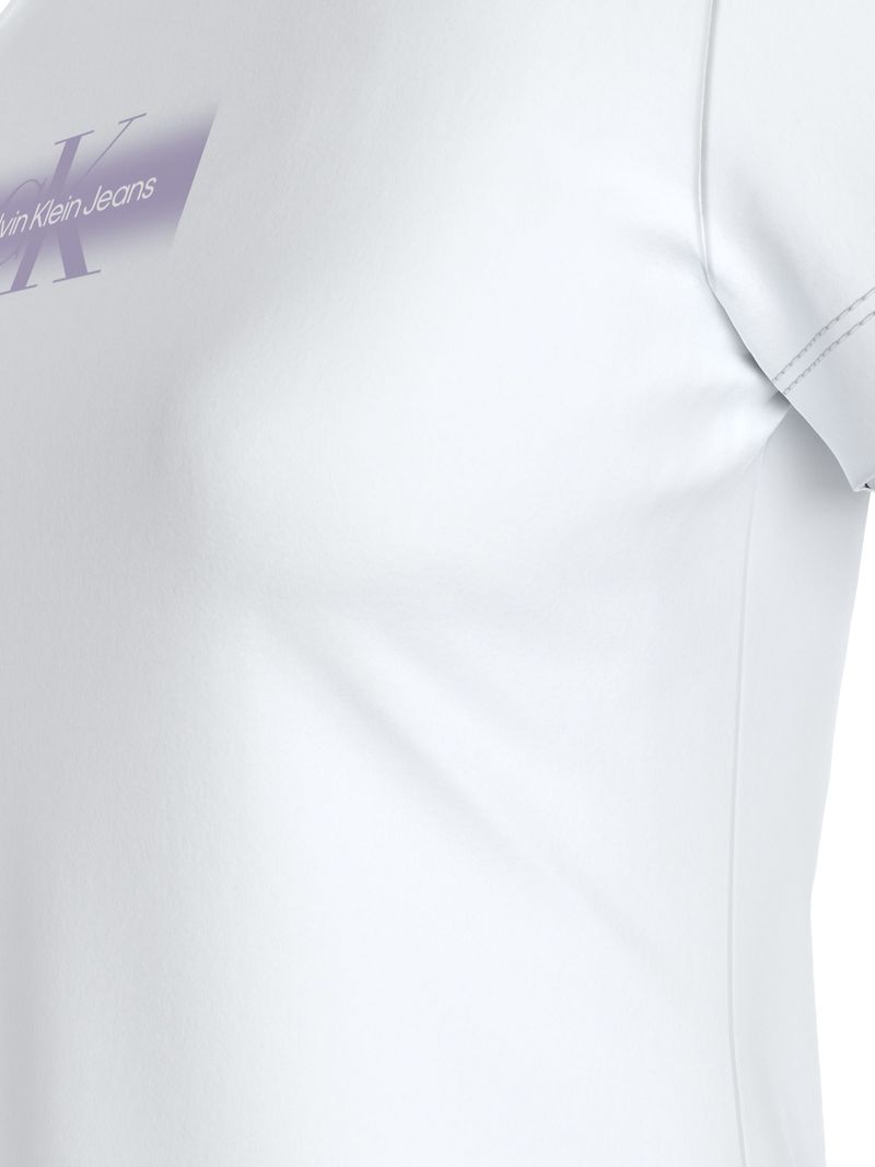 camiseta-blanca-slim-con-monograma-desvanecido