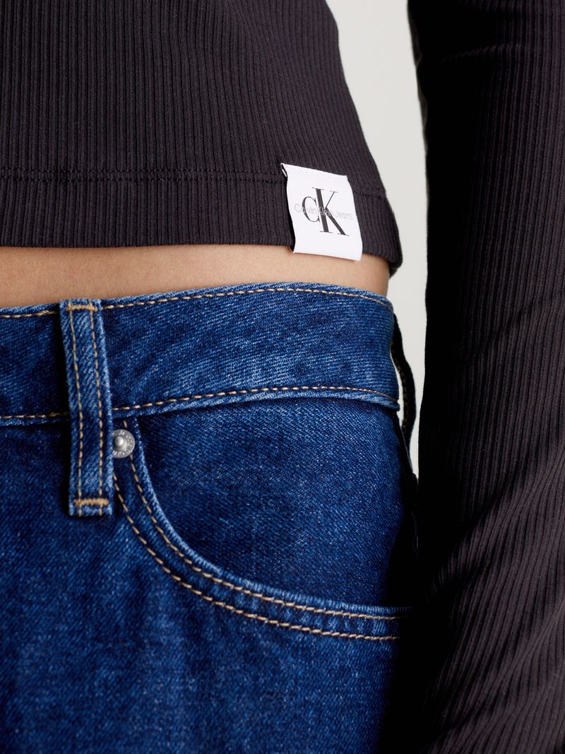 camiseta-negra-de-manga-larga-slim-de-canale