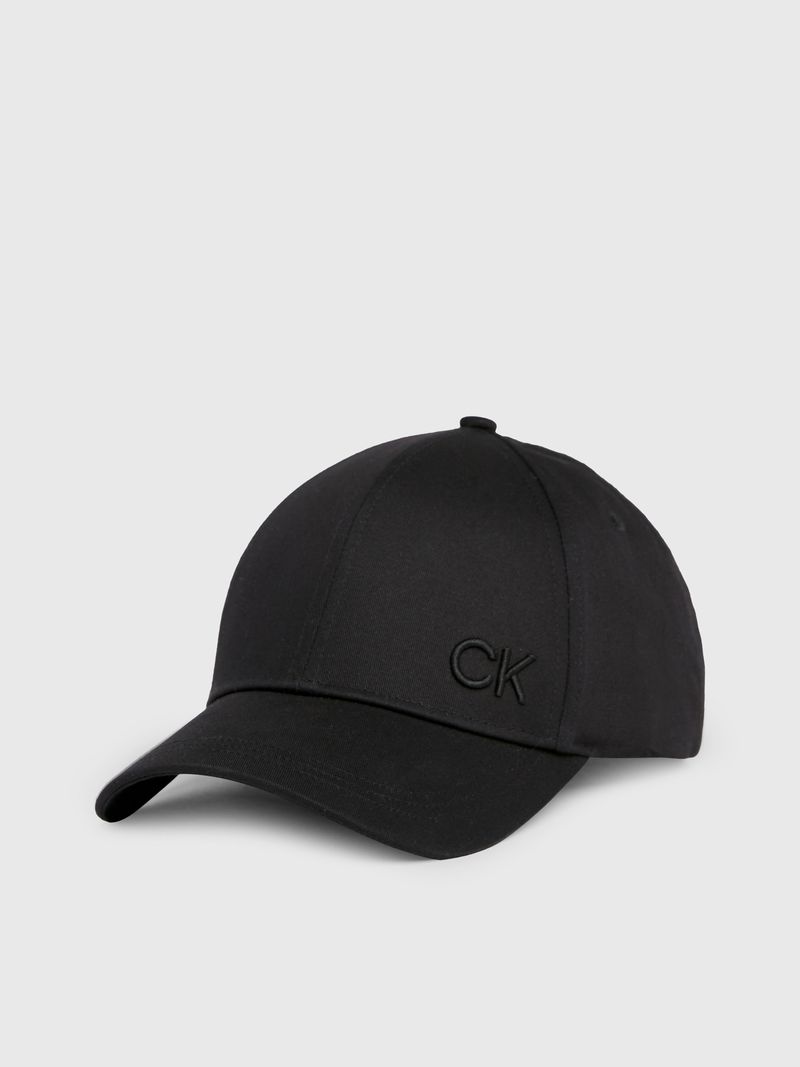 gorra-negra-monograma-bordado