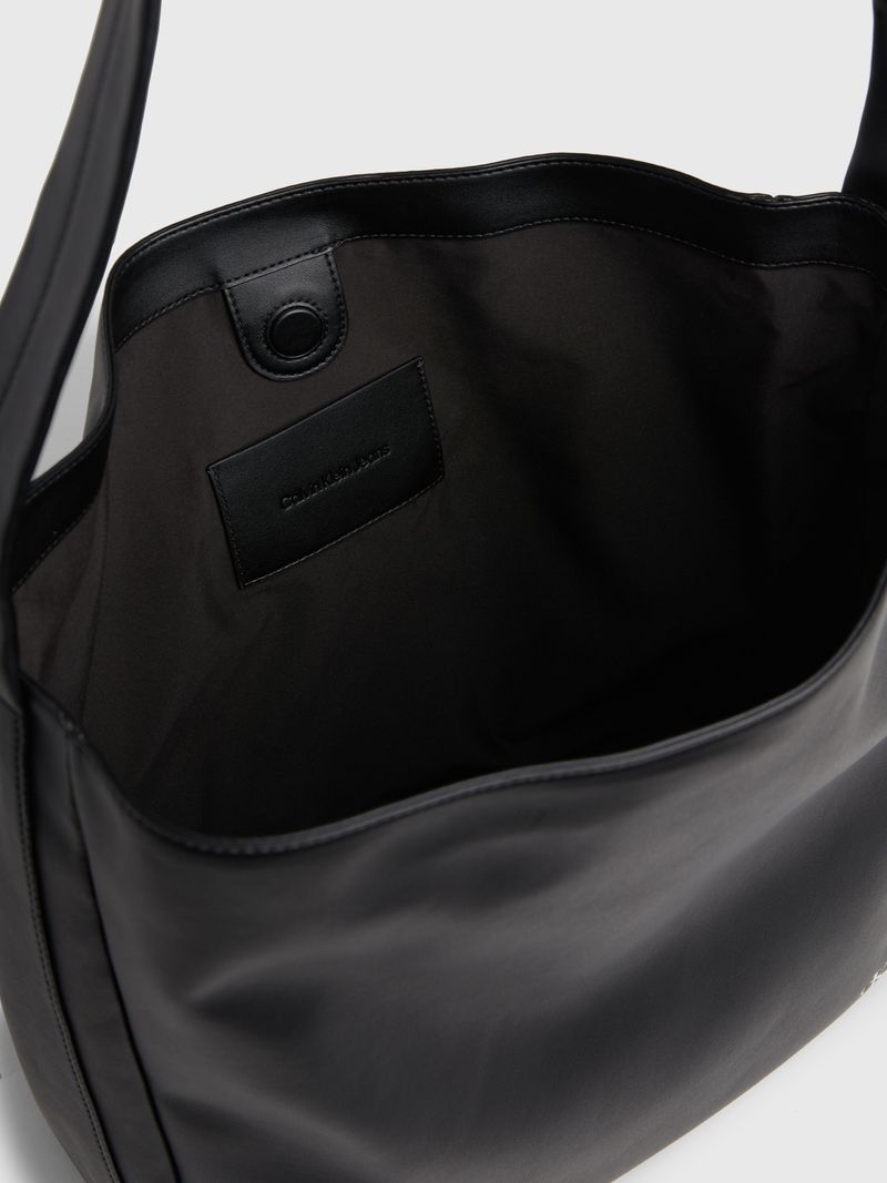 bolso-negro-tote-cuadrado