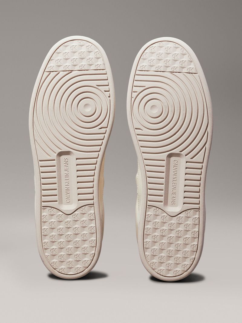 tenis-blanco-basket-cuero-detalles-gamuza