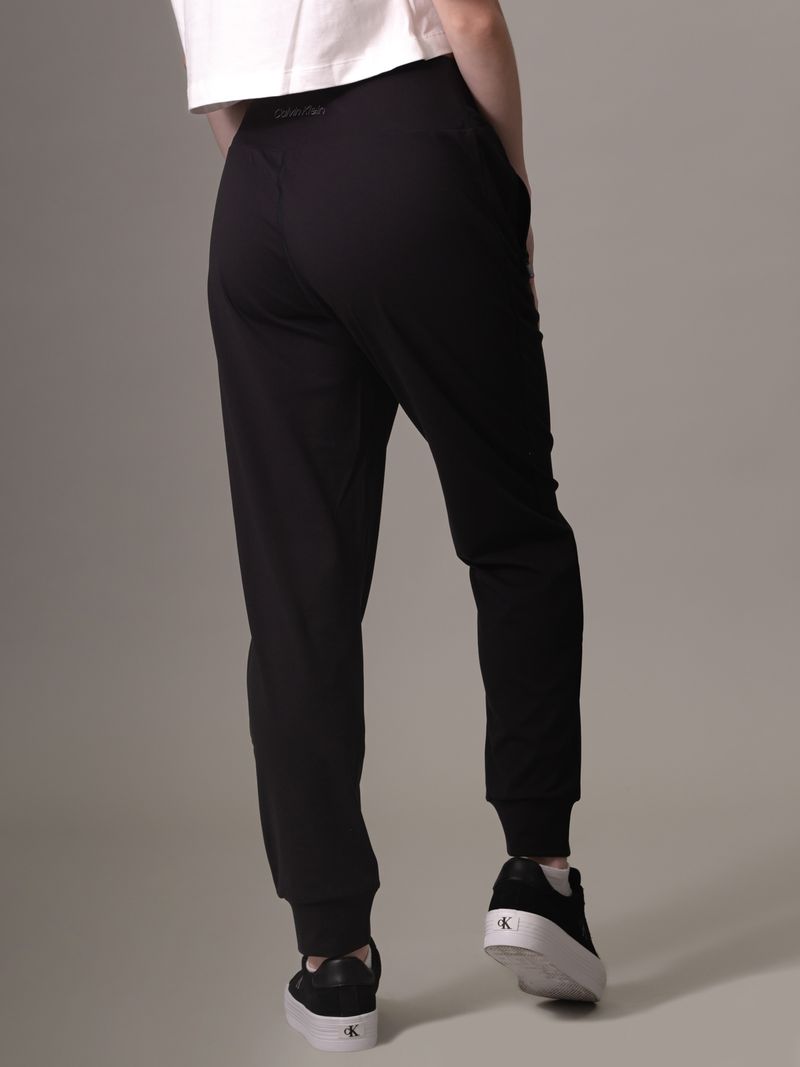 jogger-negro-sport-soft-stretch