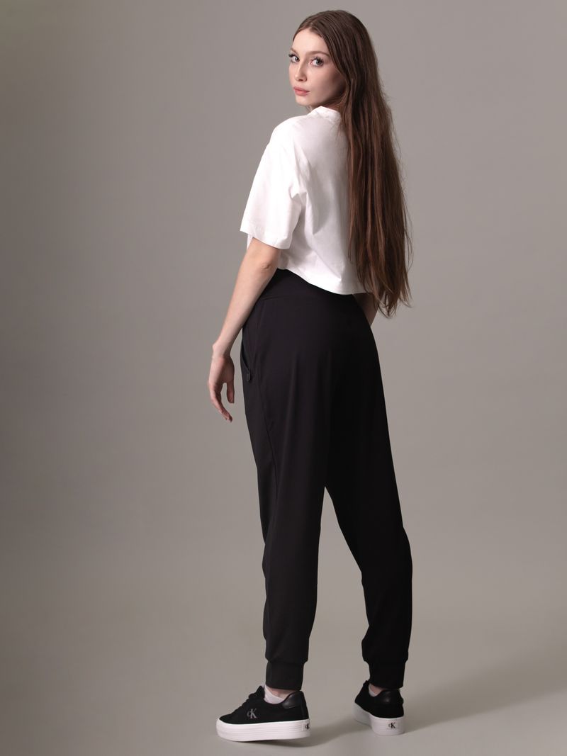 jogger-negro-sport-soft-stretch