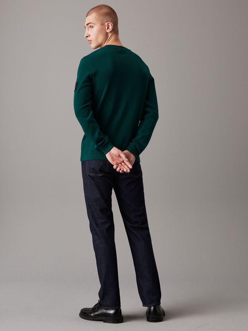 camiseta-verde-slim-manga-larga-punto-gofrado