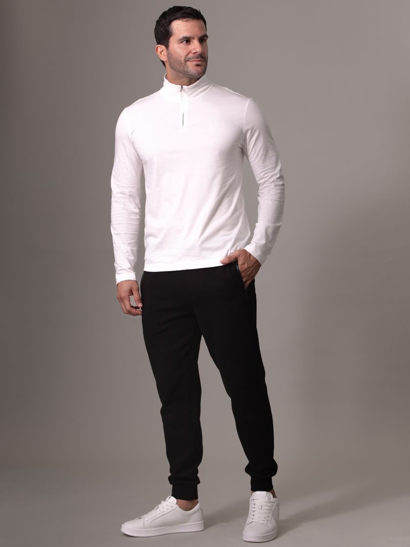 camiseta-blanca-cuello-alto-media-cremallera
