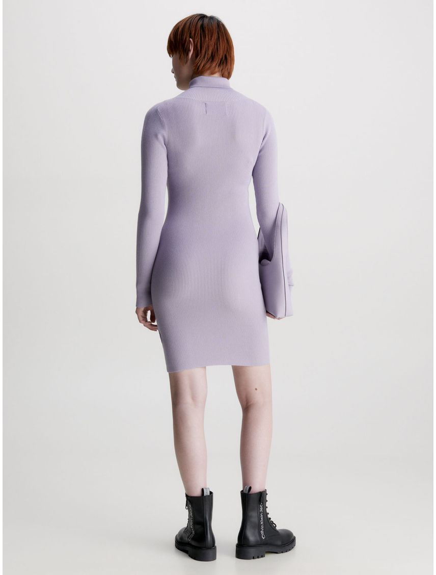 Vestido Morado De Punto Slim Con Cuello Tortuga