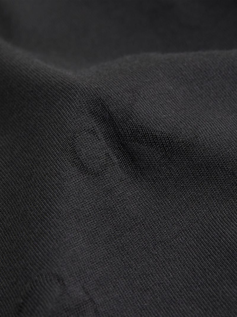 vestido-negro-mini-con-estampado-de-monograma-tonal