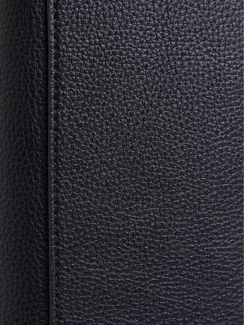 billetera-negra-trifold-placa-metalica