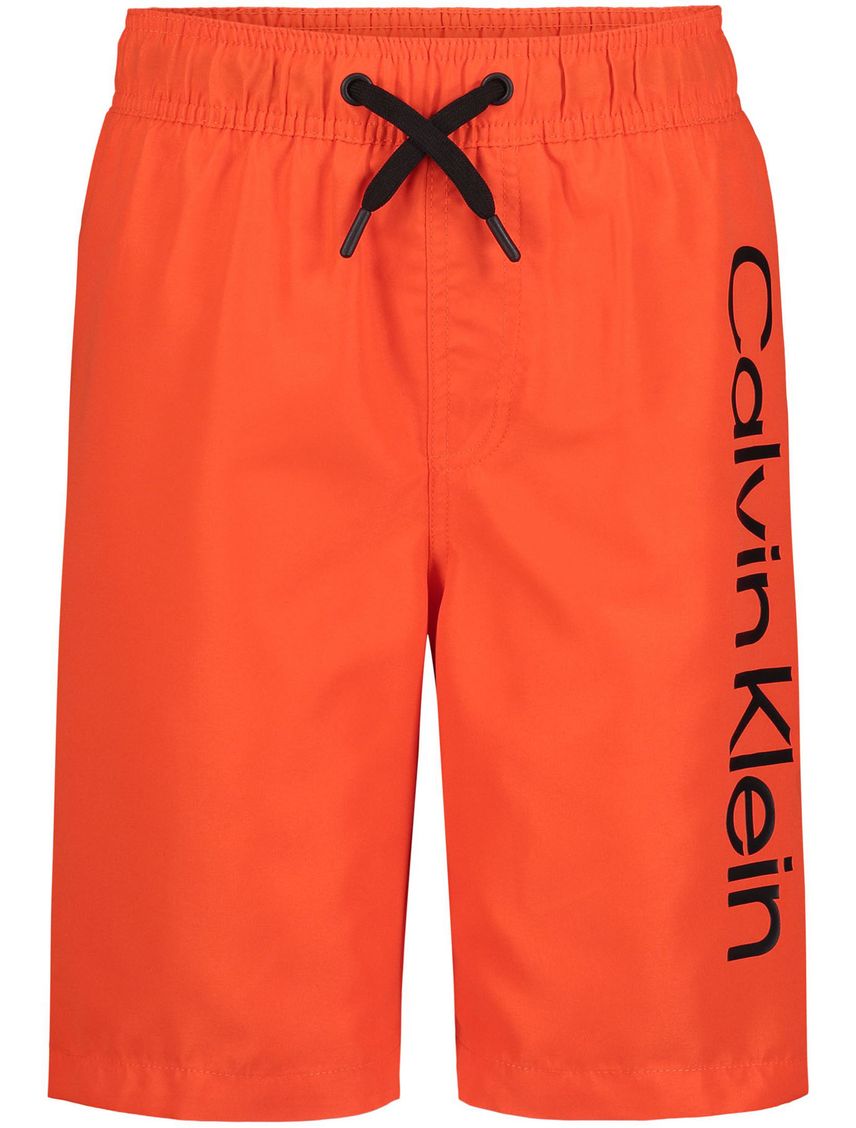 Traje naranja de baño con logo en vertical para niño