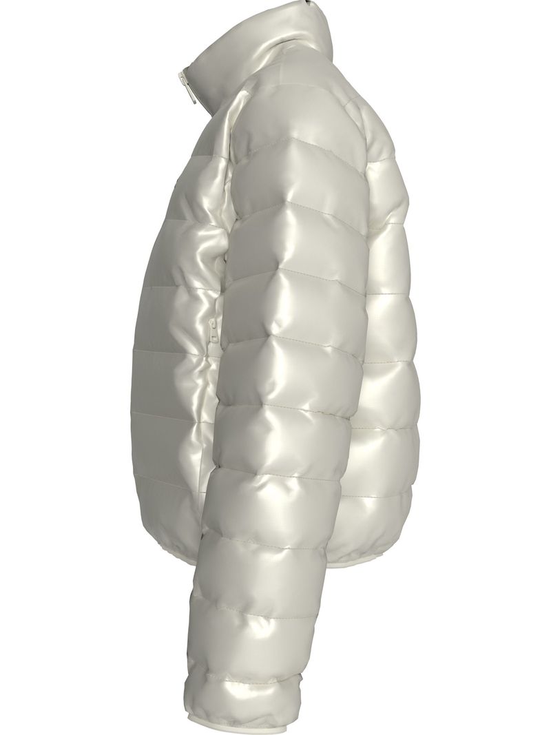 chaqueta-blanca-acolchada-plumon-brillo-ultraligero