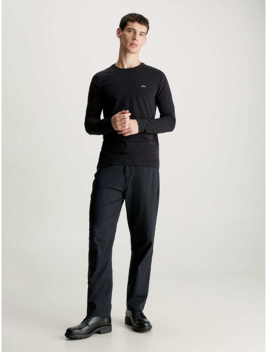 Camiseta negra slim manga larga