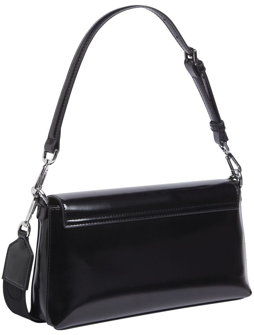 Bolso negro de hombro convertible
