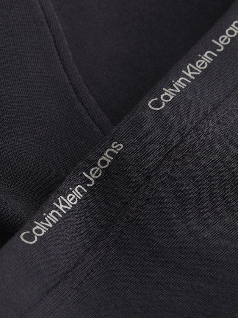 jogger-negro-con-cintas-laterales-y-logo-repetitivo