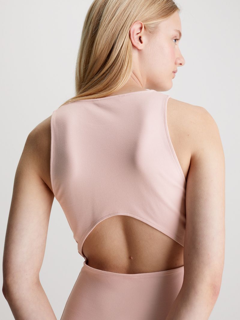 vestido-rosado-de-punto-milano-con-recortes