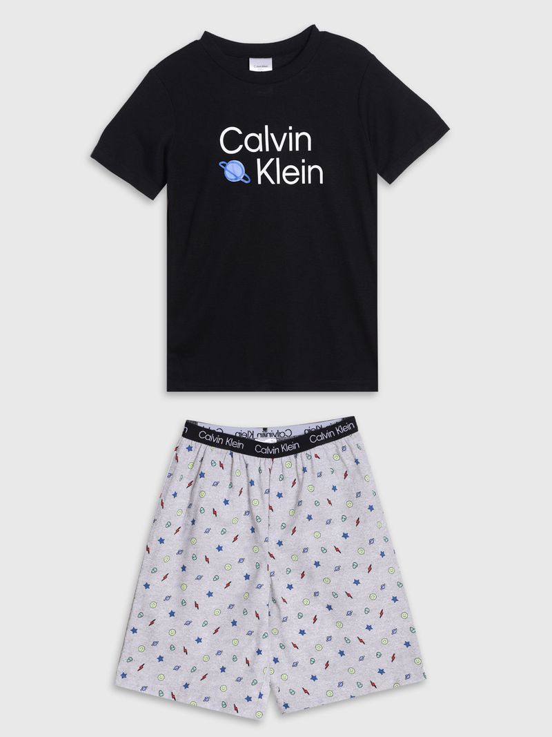 conjunto-de-pijama-para-nino
