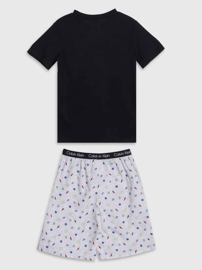 conjunto-de-pijama-para-nino