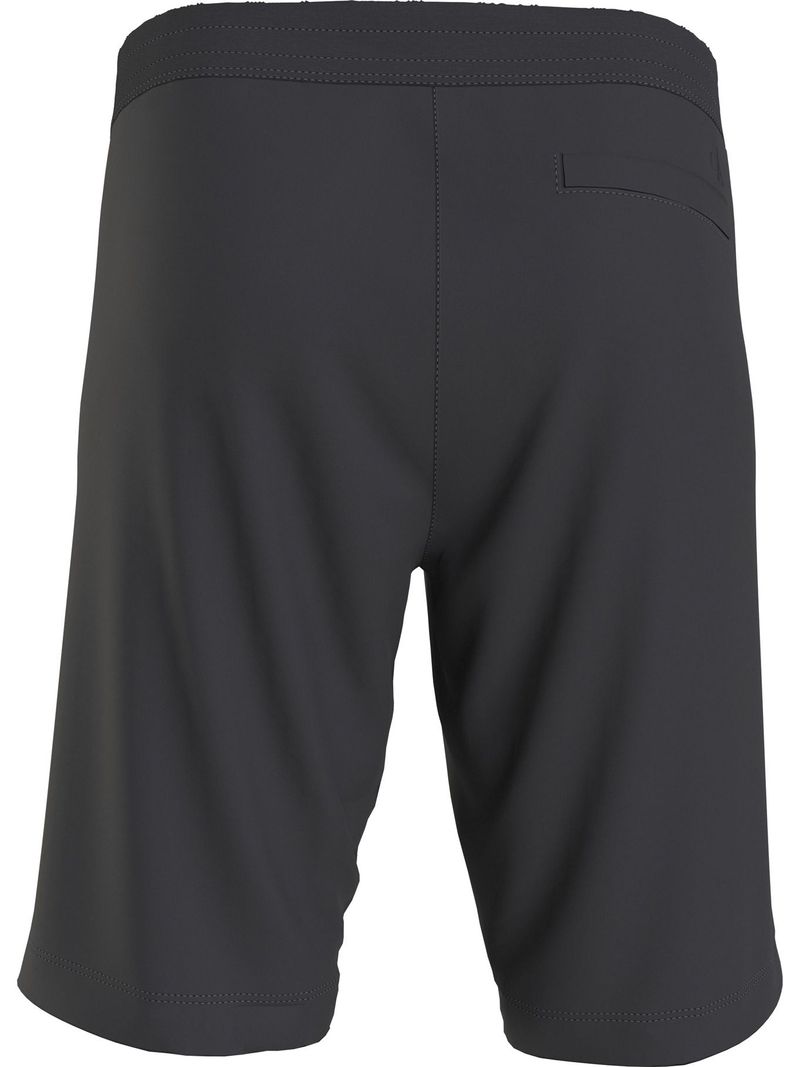 short-negro-con-cinta-distintiva-en-los-laterales