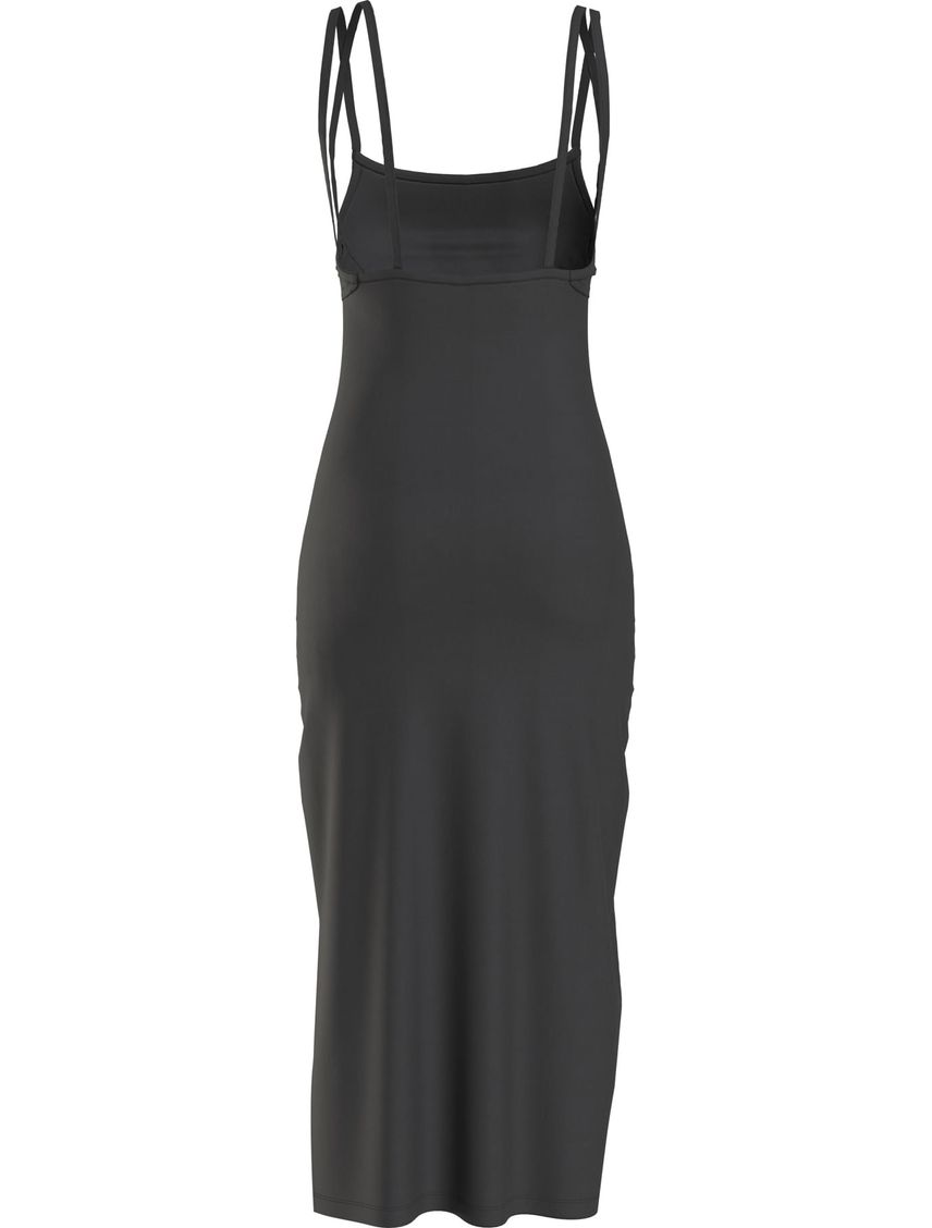Vestido Negro Midi A Capas Con Tirantes