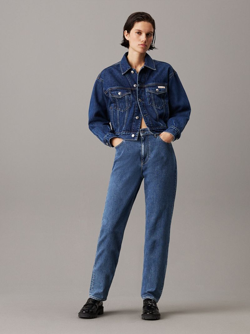 mom-azul-jeans