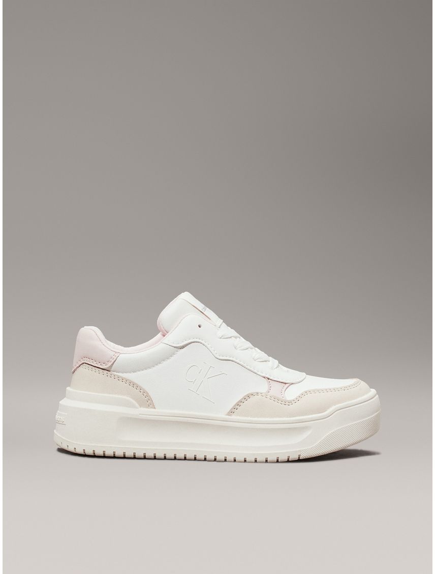 Tenis beige con cordones para niñas