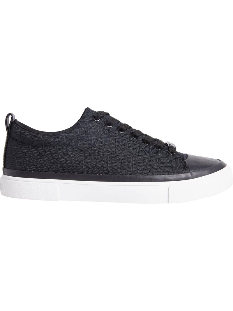 tenis-negro-negro-reciclados-con-logo