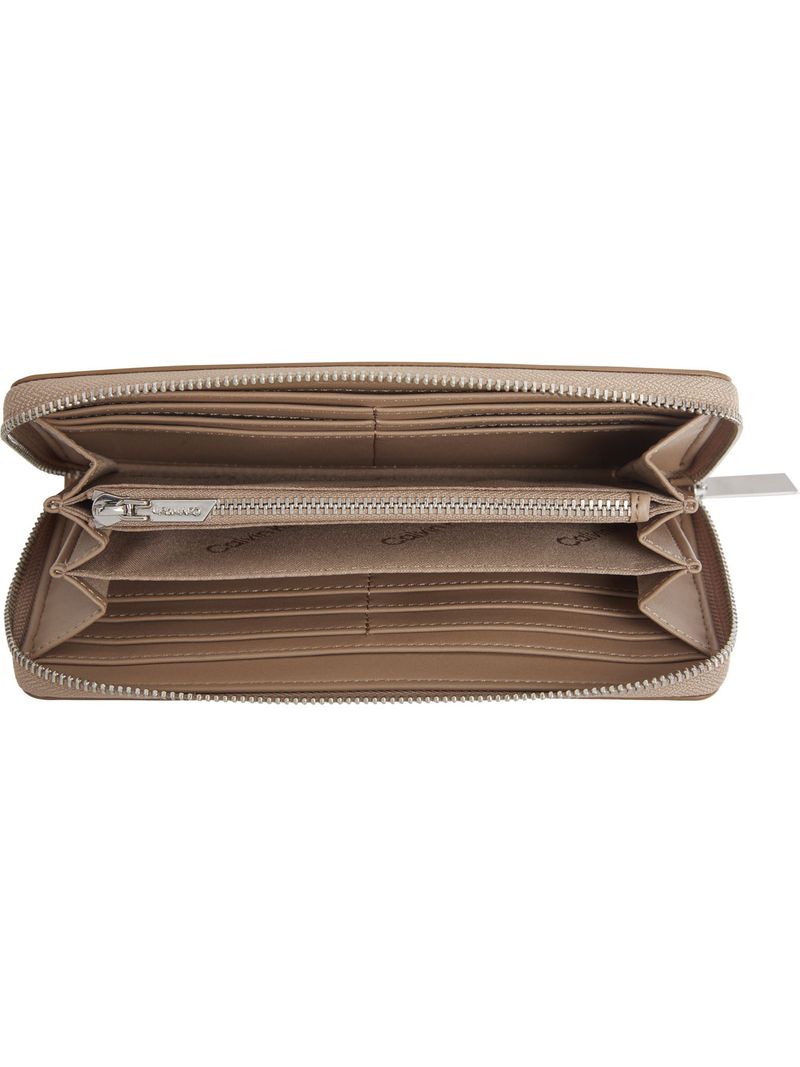 billetera-beige-cremallera-en-contorno-rfid