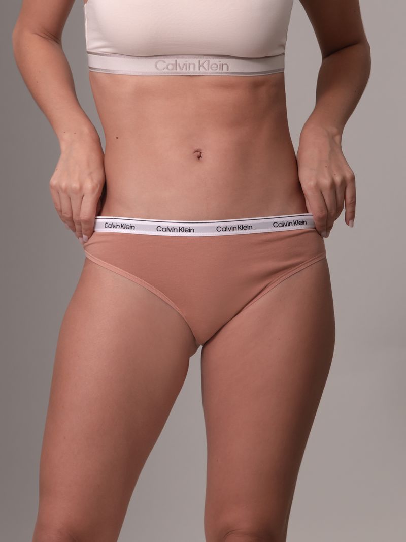 pantys-dorado-brazilian-modern-logo