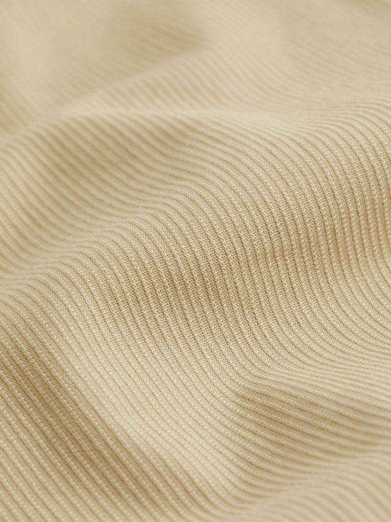 bermudas-beige-textura-lineal