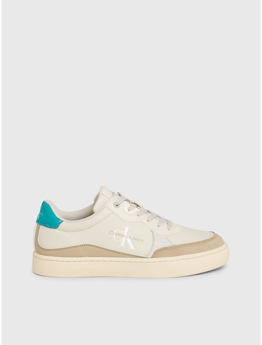 Tenis Beige De Cuero Con Logo Lateral Para Hombre