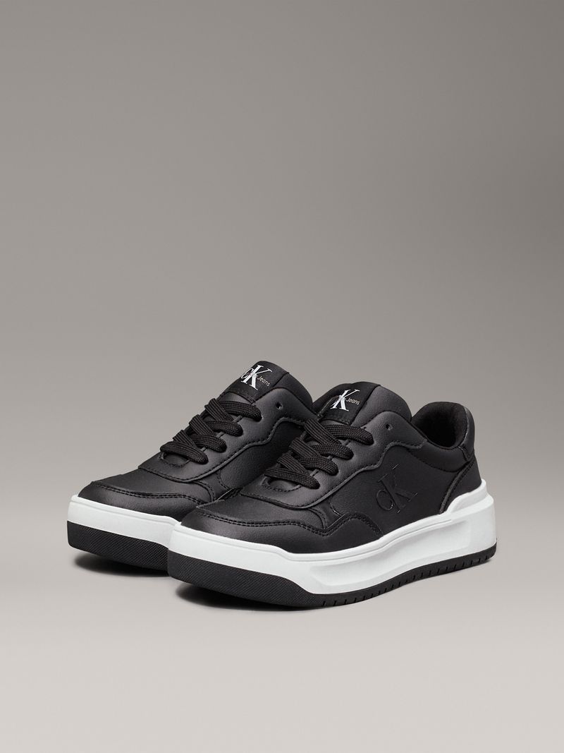 tenis-negro-low-cut-cordones-para-ninas
