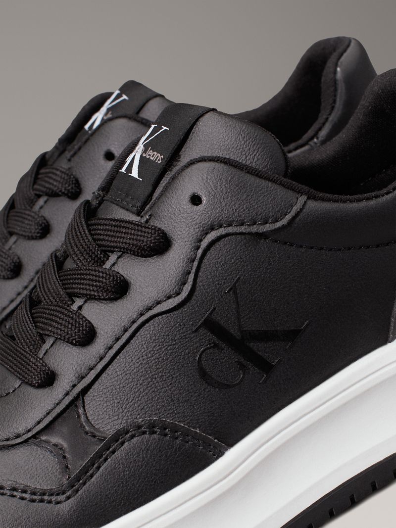 tenis-negro-low-cut-cordones-para-ninas