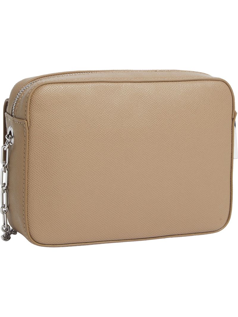 bolso-beige-cruzado-monograma