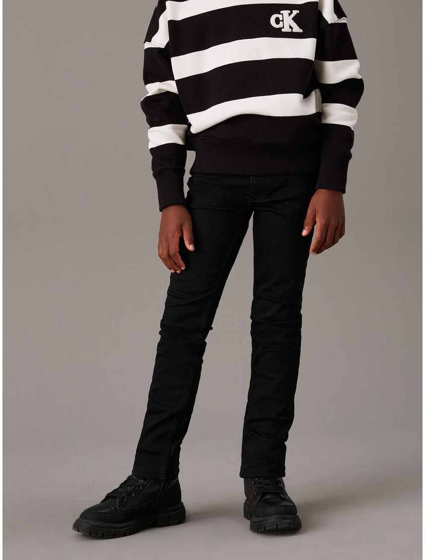 Mid negro Rise Slim jeans para niño