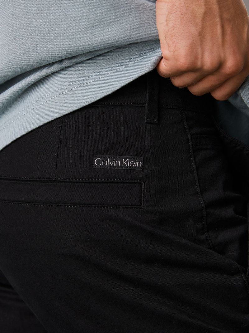 pantalones-negro-chinos-tapered